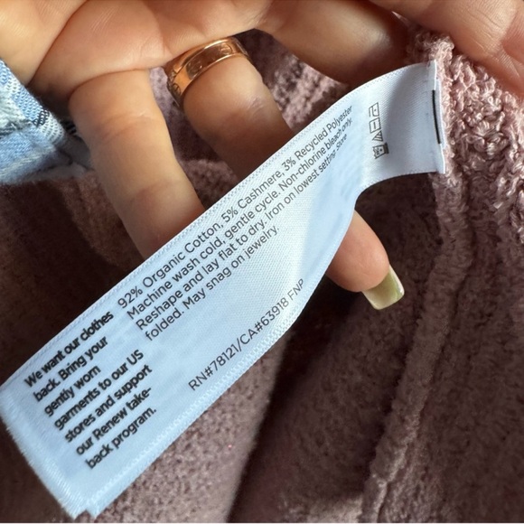 NWT EILEEN FISHER Organic Cotton V-Neck Sweater Color Powder Sz L - Picture 7 of 8